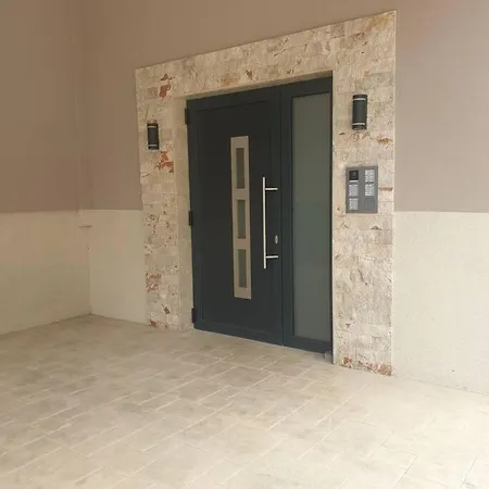 Apartment Mia Gi Luxury + Garage